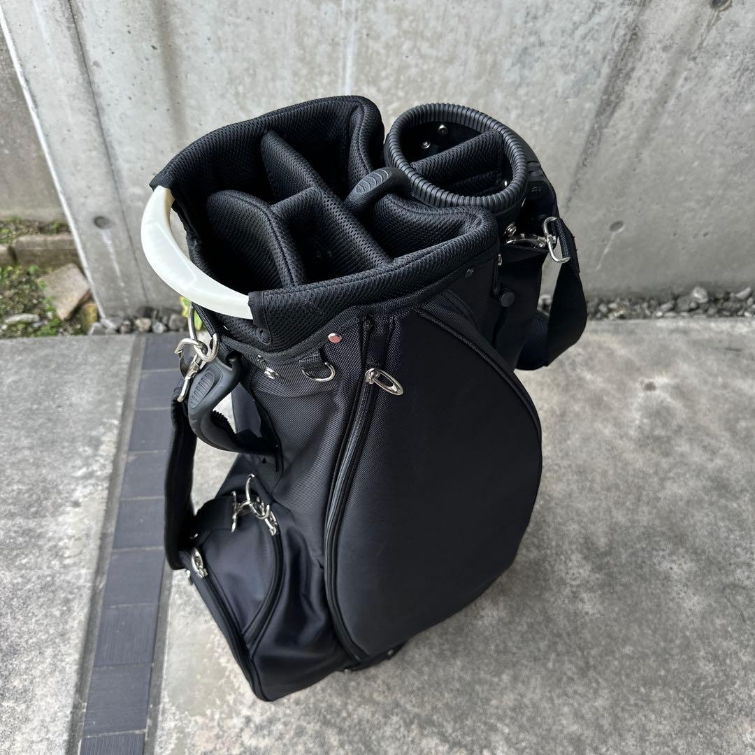 セルフスタンドバック内蔵キャディバック