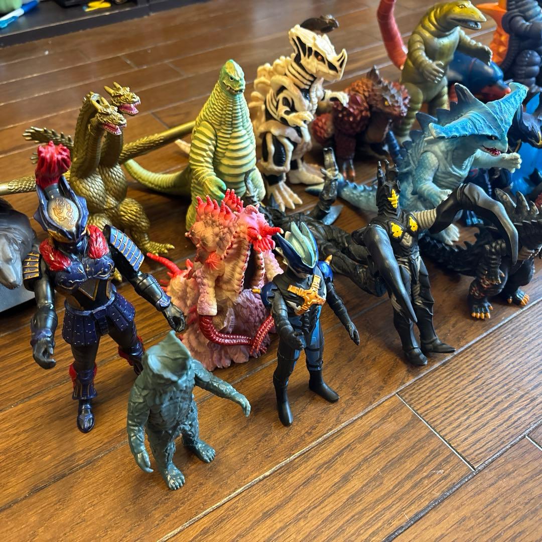 ウルトラマンシリーズ 怪獣フィギュアセット　45体