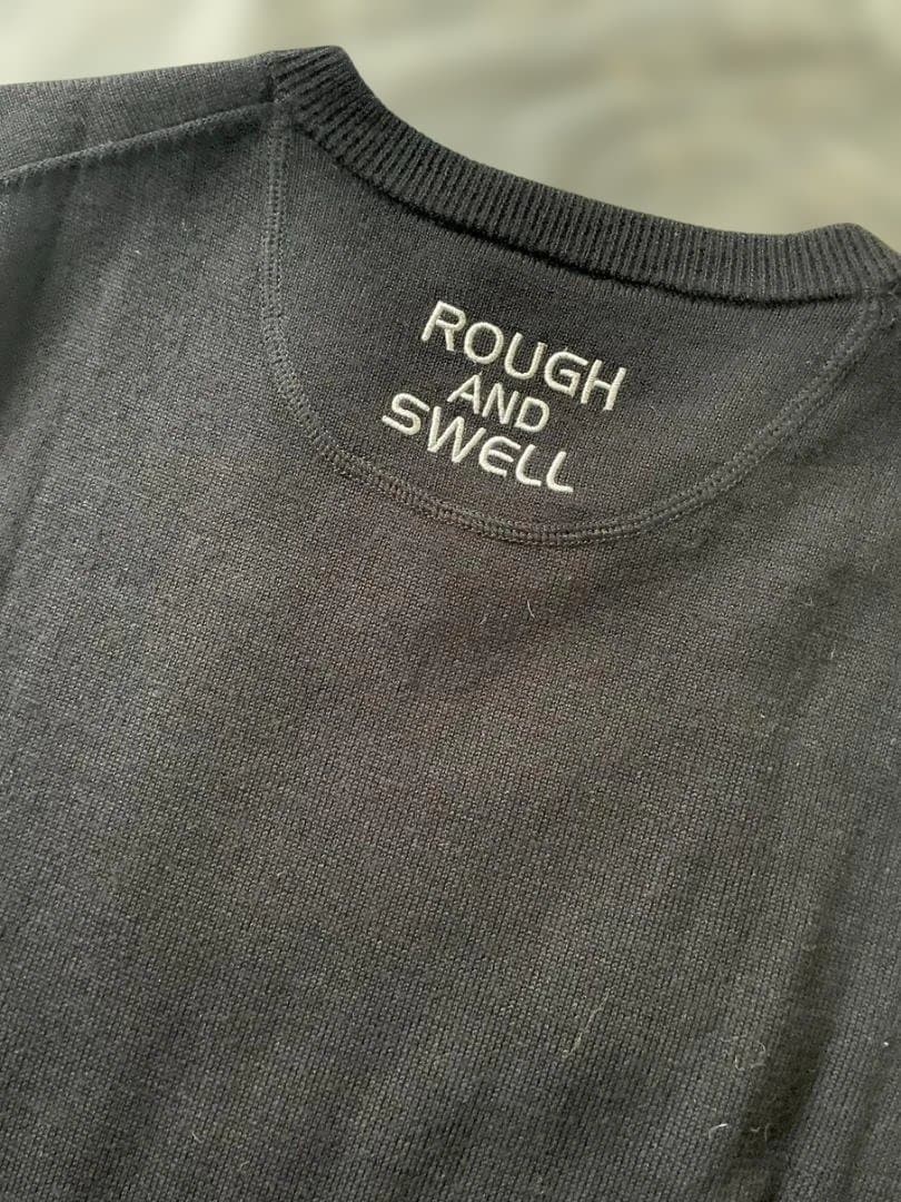 デ*シ様 ROUGH AND SWELL Vネックセーター 黒