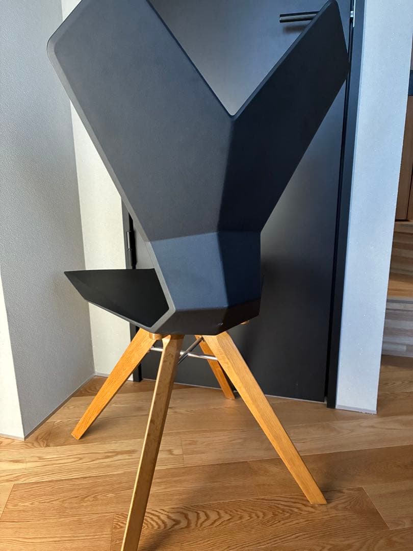 トシTom Dixon （トム・ディクソン）　Y Chair