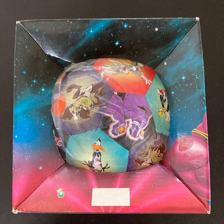 スペース・ジャム モルテン アメトイ