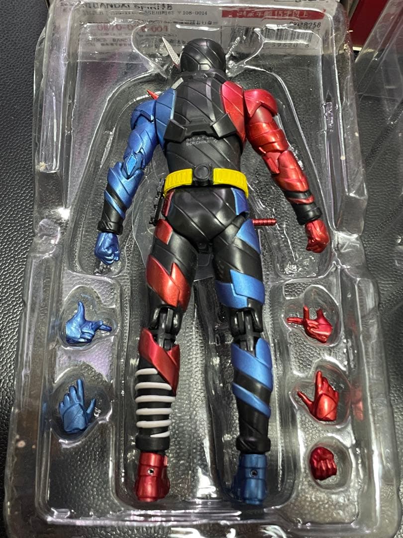 仮面ライダービルド s.h.figuarts マシンビルダー