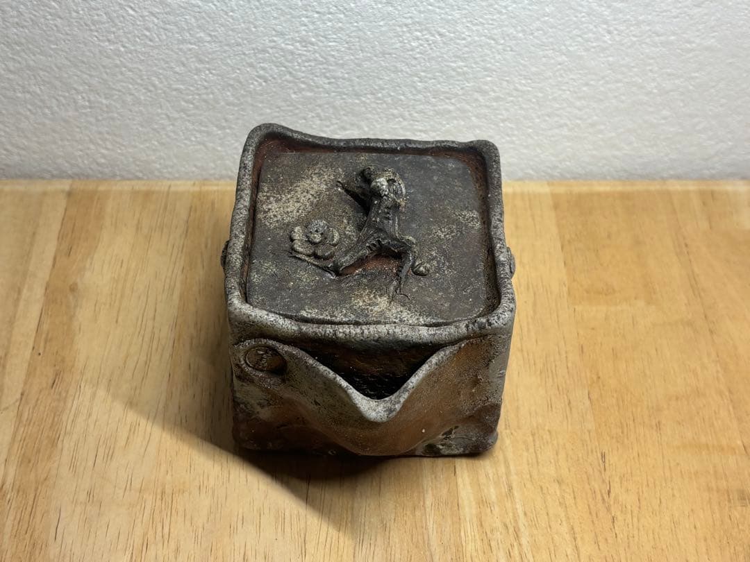 125. 備前焼 宝瓶 登り窯 梅 4角 手びねり 急須