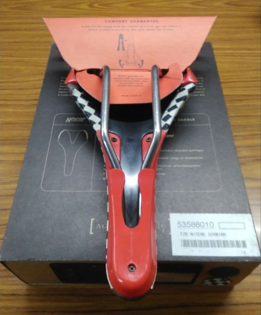 ★希少★　SCHWINN　fi‘zi:k NISENE　TITANIUM