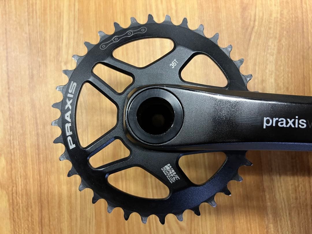 Praxis works 36T 172.5mm クランク