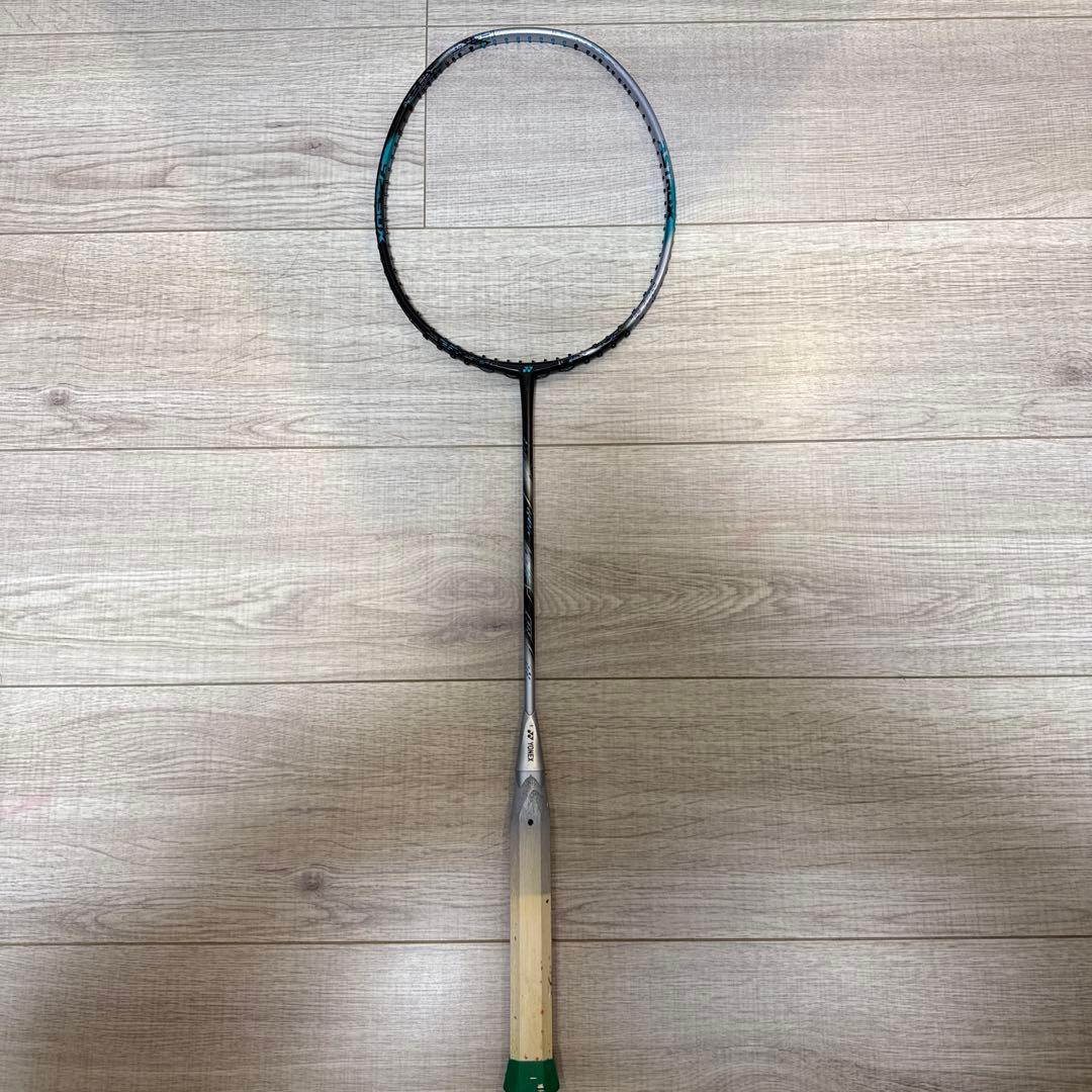 ヨネックス アストロクス88D PRO 3U5 使用感あり