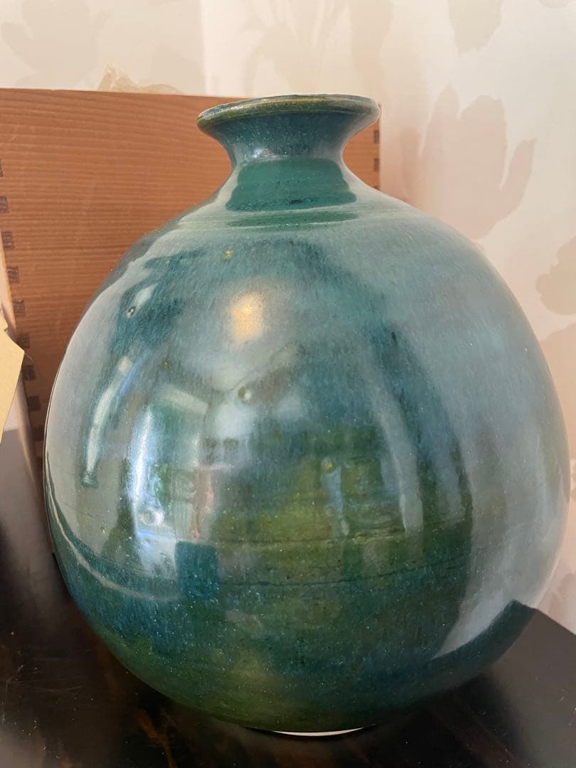 新品　未使用　上野焼　岩男元彦窯作　青緑色 陶器 花瓶 中型 木箱付き