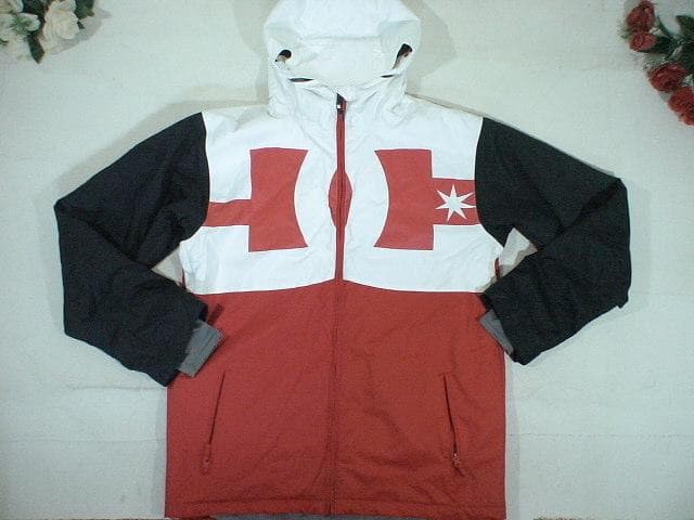 95296　DCシューズ　スノボウエア上下　赤ｘ黒ｘ白　L/XL