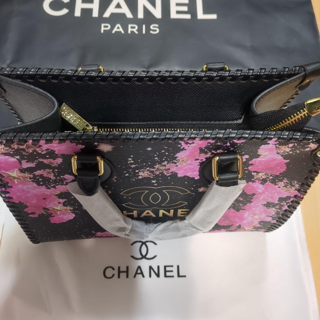 まぁりんページ CHANELノベルティ 花柄トートバッグ 黒/ピンク