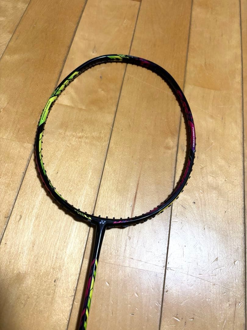 ヨネックス　デュオラ10lt/DUORA 10LT バドミントンラケット