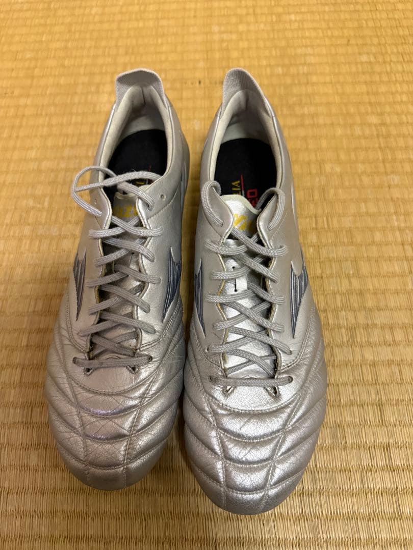 Mizuno サッカーシューズ モレリアネオ4