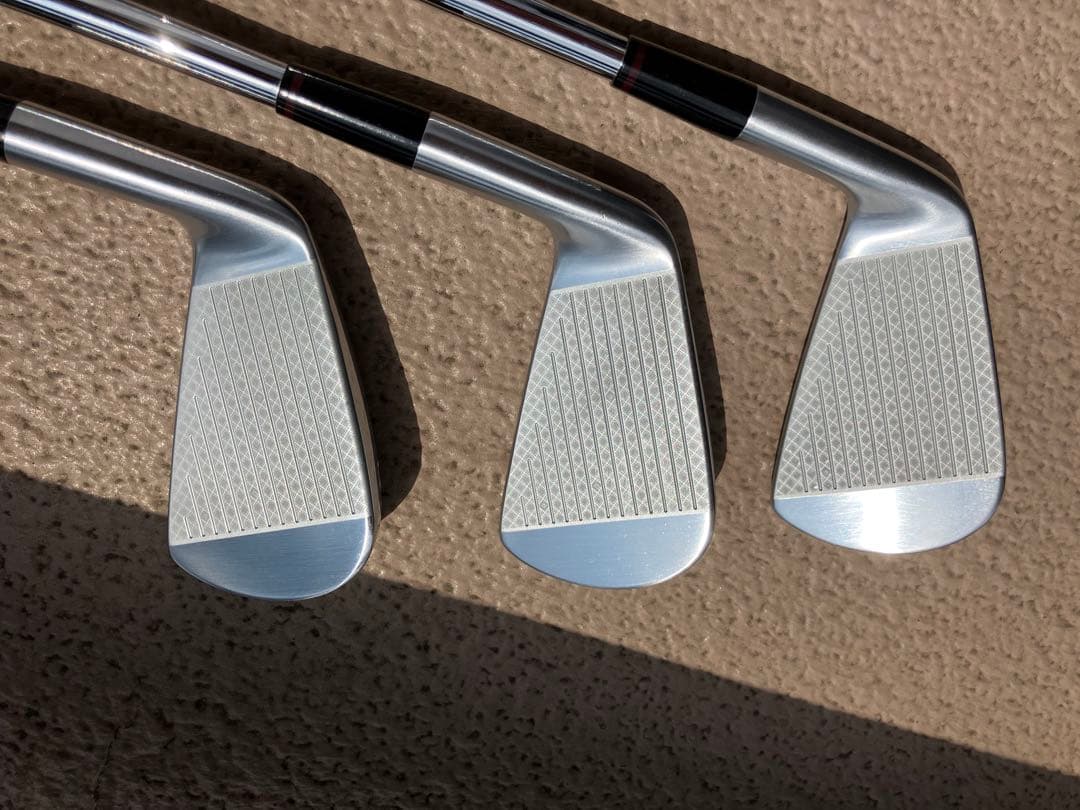 ONOFF FORGED KURO アイアン5-P Modus tour115s