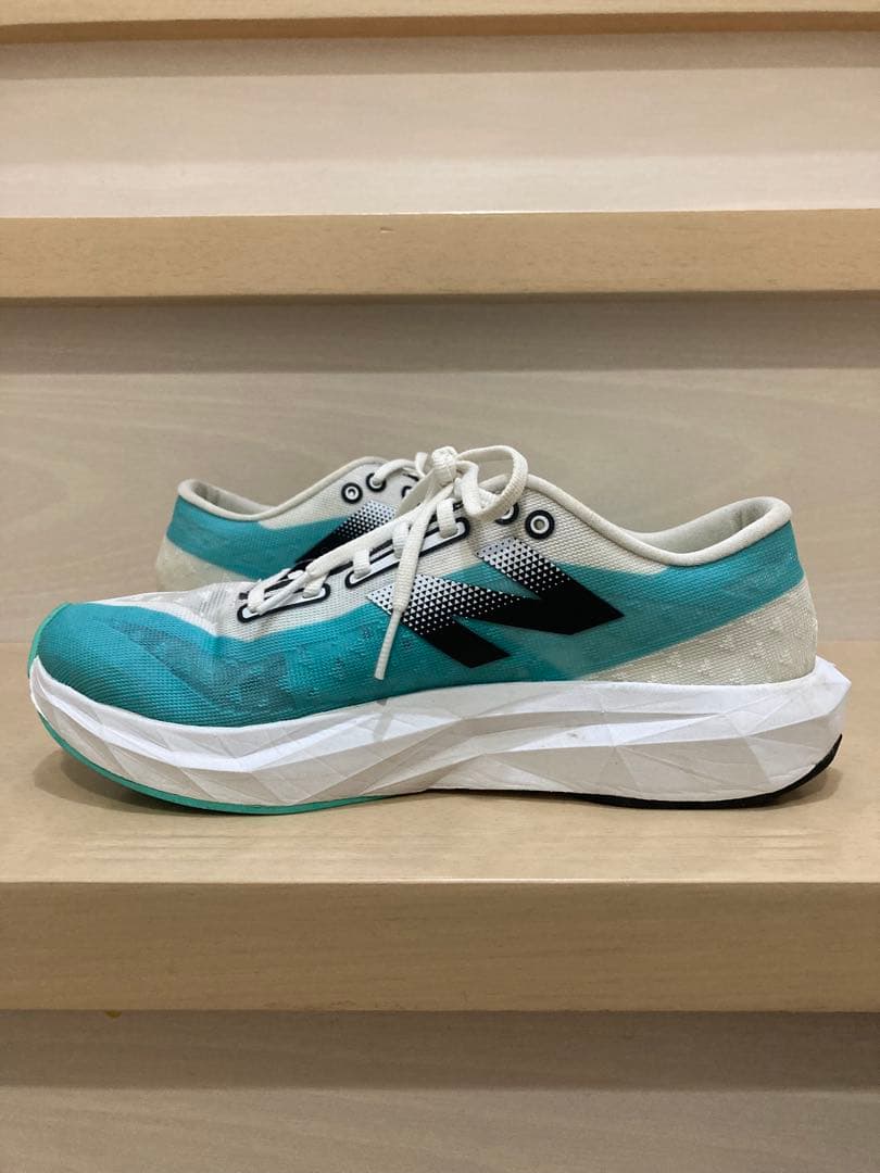 New Balance WFCNPCW FuelCell Pvlse v１
