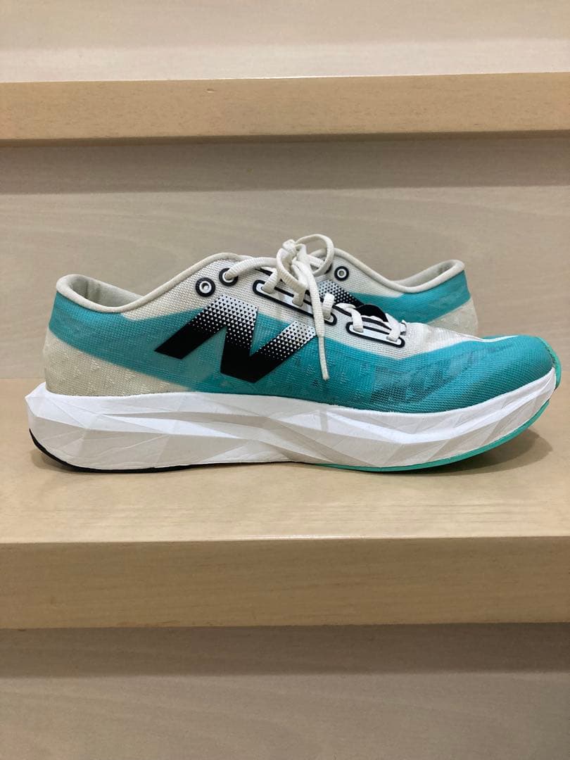 New Balance WFCNPCW FuelCell Pvlse v１