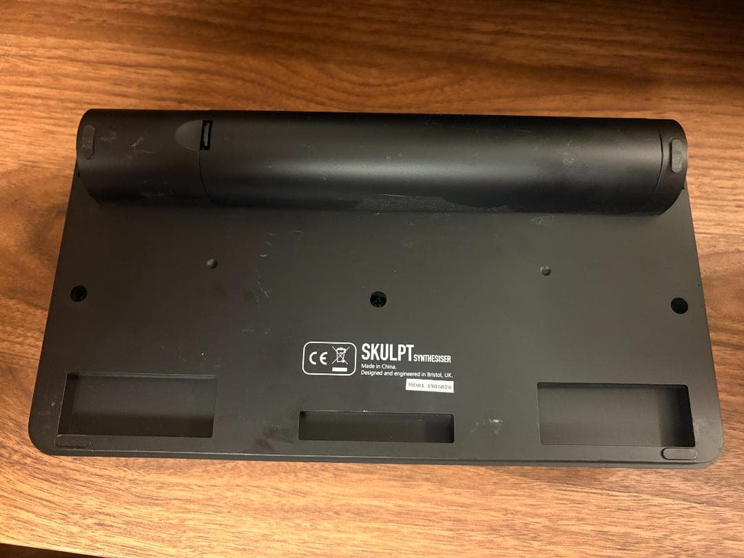 鍵盤楽器 Modal Electronics SKULPT