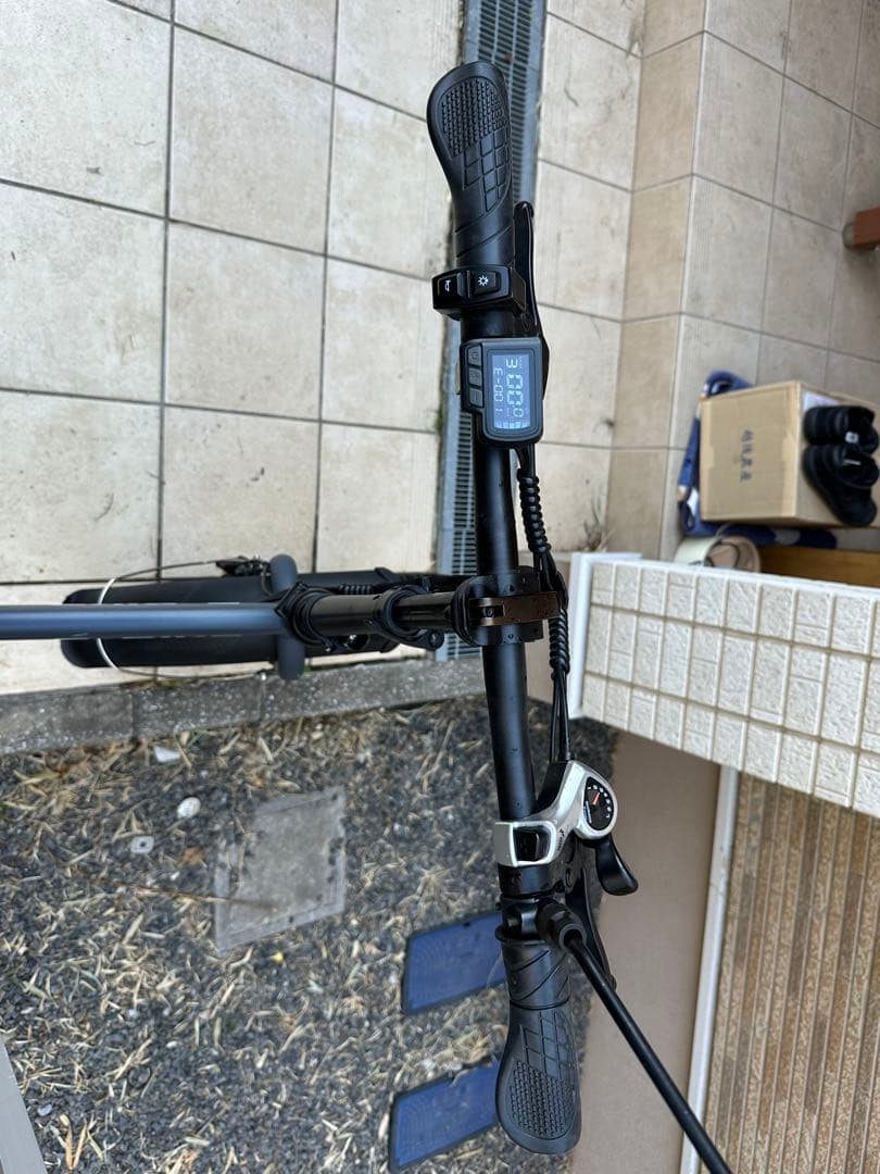 ん*様 ファットバイク　20インチ　折り畳み電動自転車 FATBIKE 7段変速
