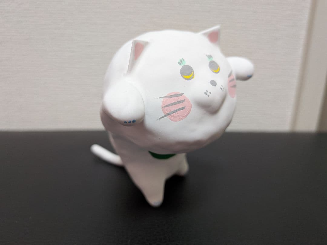置物（猫）週末限定お値下げ