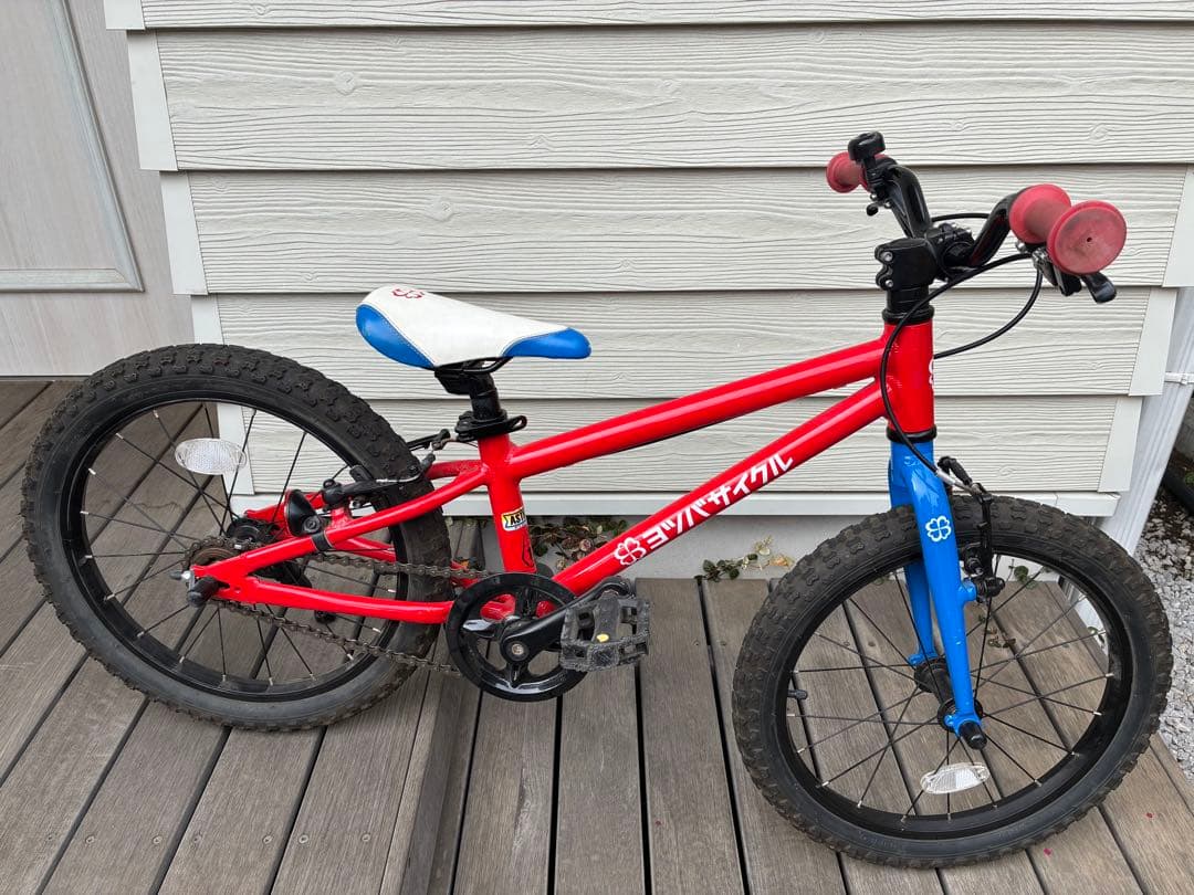 ヨツバサイクル 18インチ ヒーローレッド
