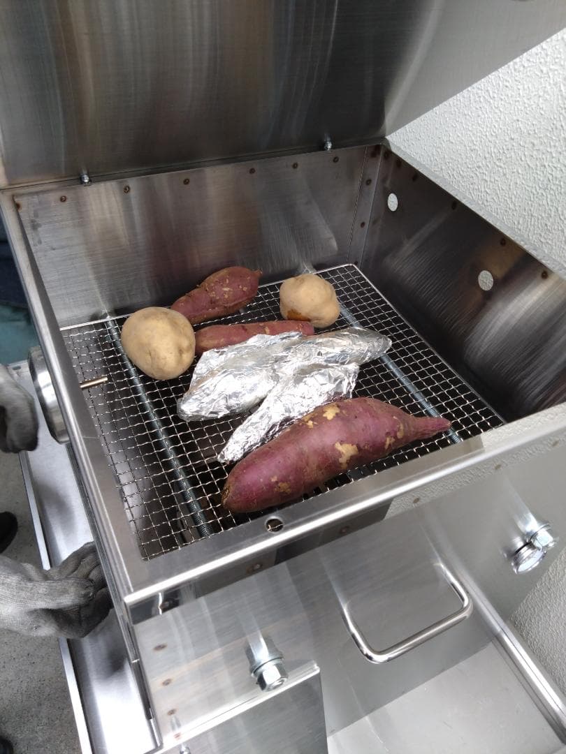 台数限定 値下げ「炭火で焼き芋」「炭の途中追加可能」「割れ欠けにくい」KG2-2