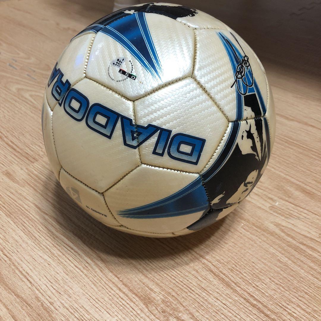 ロベルトバッジョ　サッカーボール