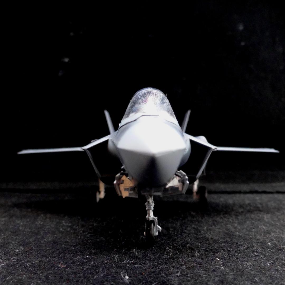 1/72 航空自衛隊　F-35A　第301飛行隊　三沢基地　完成品