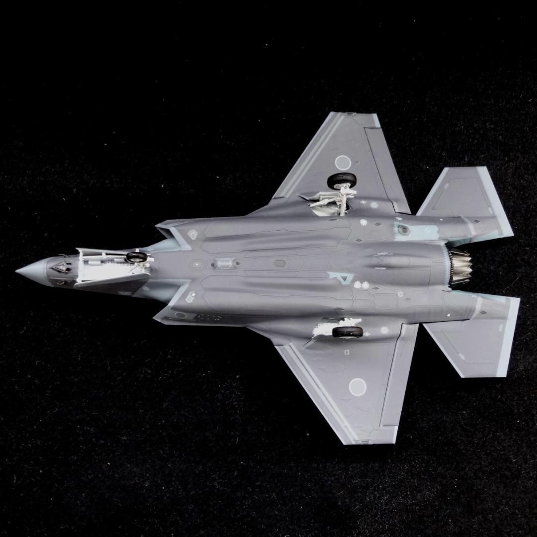 1/72 航空自衛隊　F-35A　第301飛行隊　三沢基地　完成品