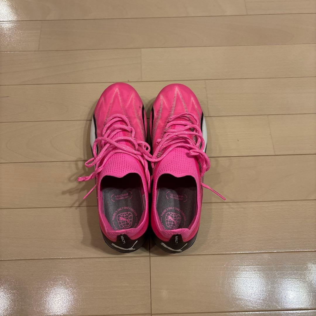 PUMAウルトラ 26cm サッカースパイク ピンク