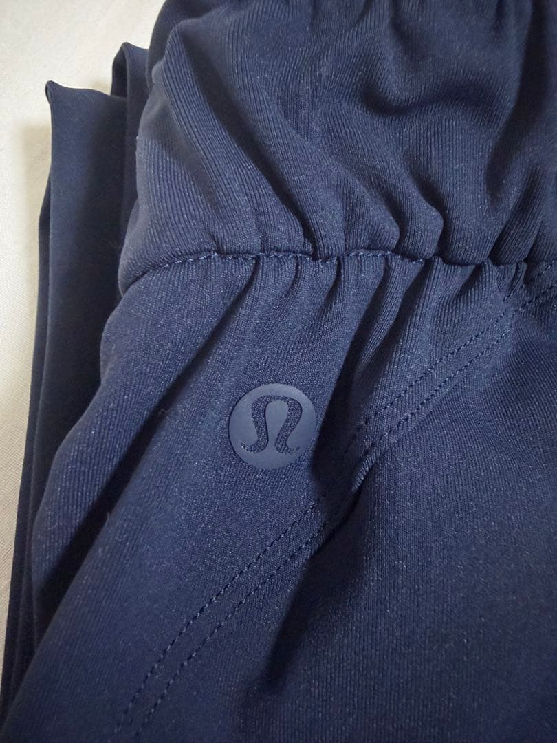 ルルレモン lululemon ストレッチパンツ ネイビー サイズ0 美品