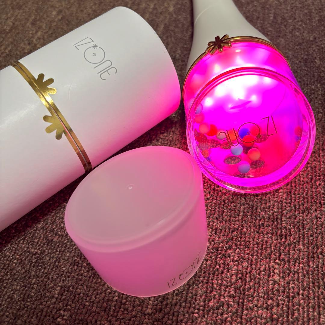 IZONE OEEICIAL LIGHT STICK ペンライト