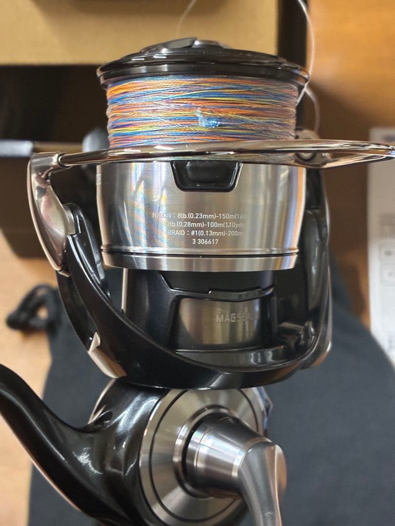 未使用　24セルテート LT3000-CH ダイワ　スピニングリール　サクラマス