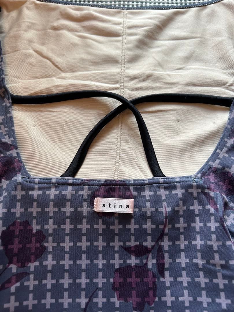 stina サイズS：typeO little tulip black