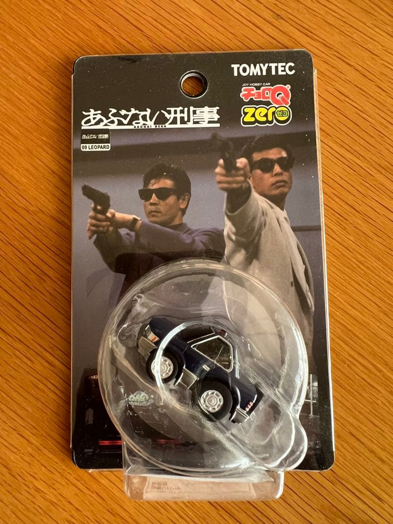 新品、未開封品、TOMYTEC あぶない刑事 チョロQzero レパード