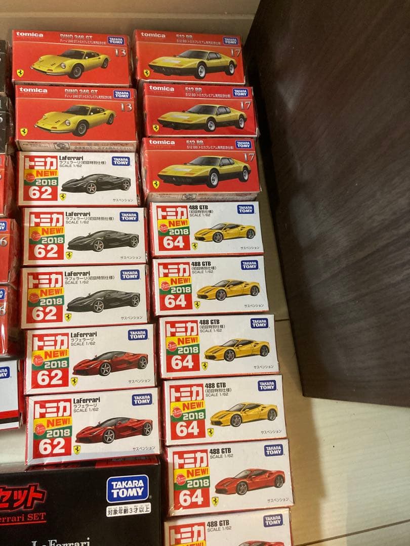 トミカ　フェラーリ　初回　多数　絶版品　セット　新品未開封　一部箱潰れあり品あり