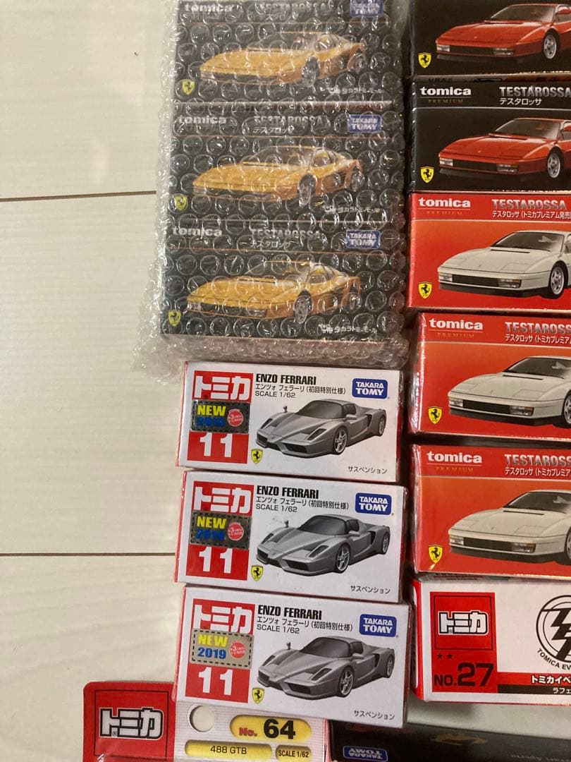トミカ　フェラーリ　初回　多数　絶版品　セット　新品未開封　一部箱潰れあり品あり