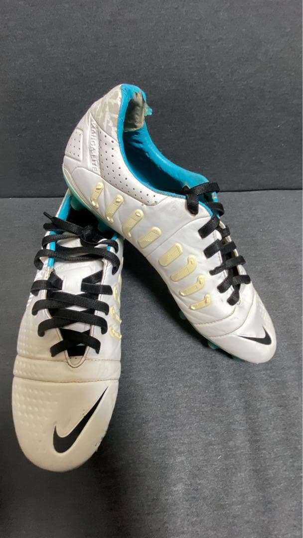 NIKE CTR360 マエストリ3 FG