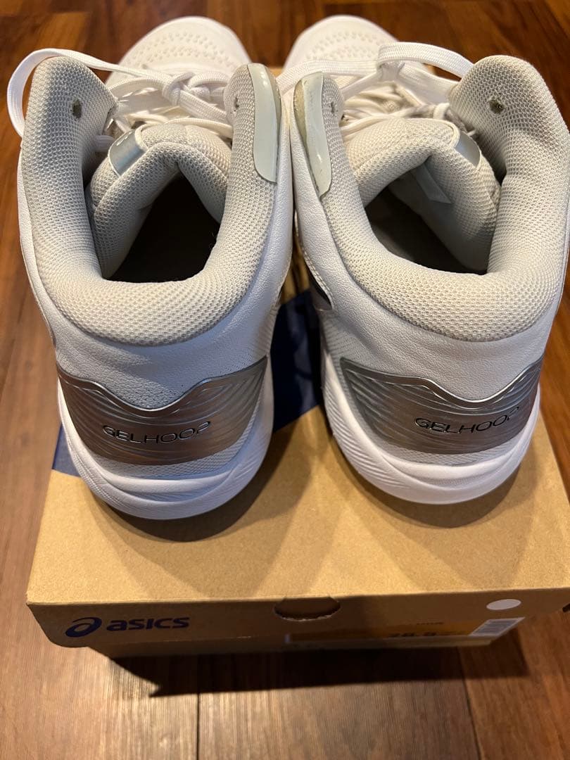 ASICS アシックス　バスケットボールシューズ ホワイト28.5cm