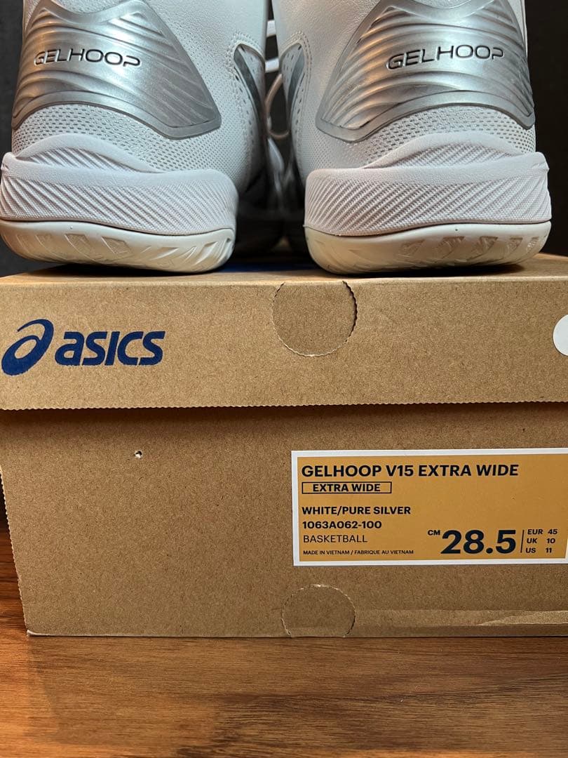ASICS アシックス　バスケットボールシューズ ホワイト28.5cm