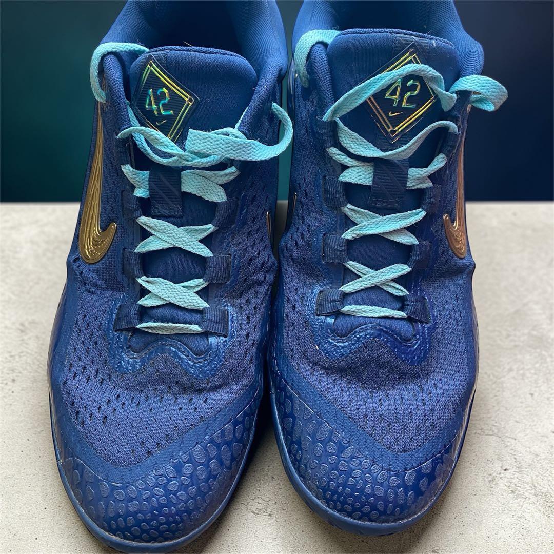 【日本未発売限定品】ジャッキーロビンソンモデルNIKEスパイク【中古美品】