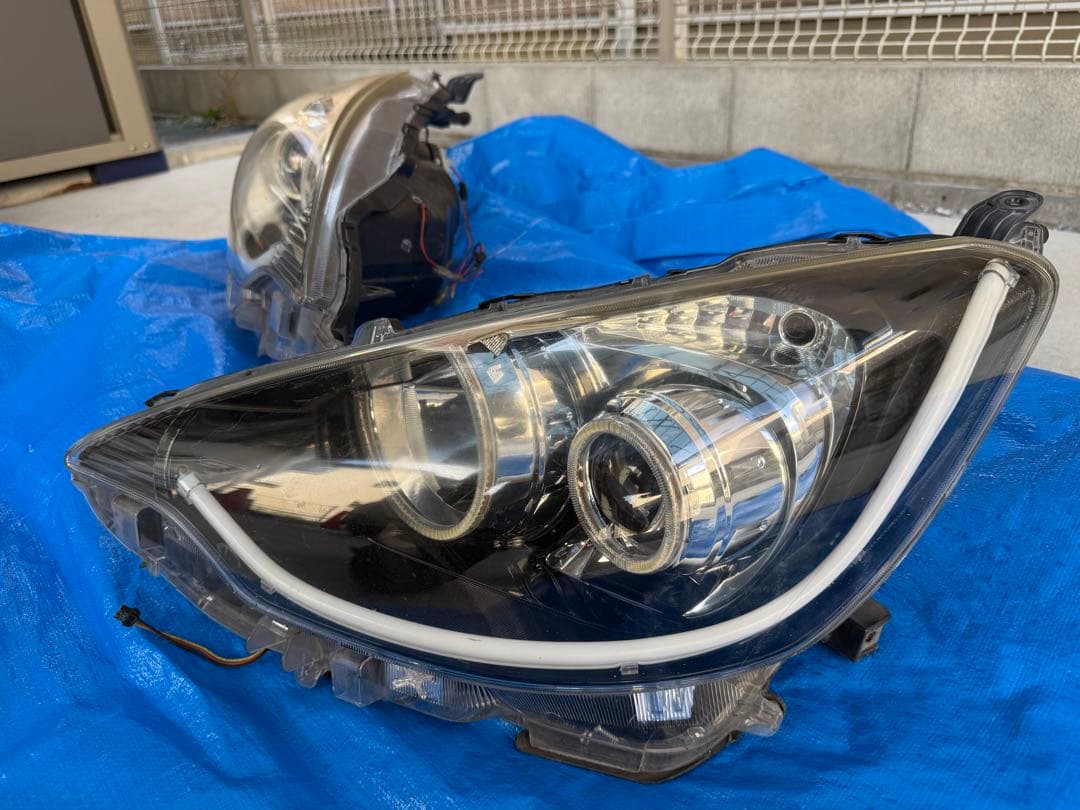 トヨタ アクア G's イカリング 流れるウインカー 加工済み ヘッドライト