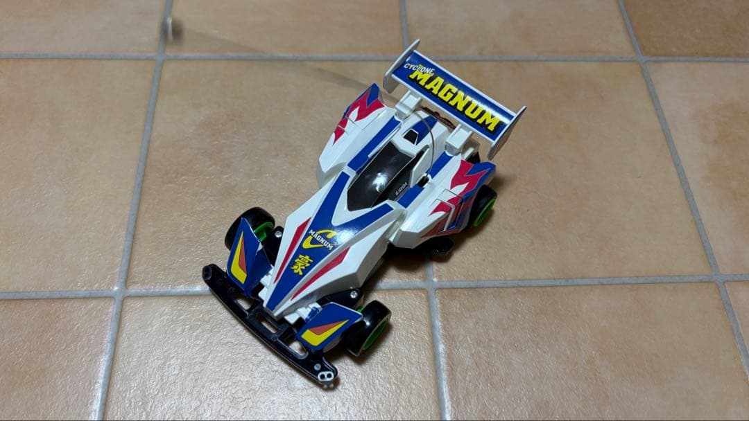 爆走兄弟レッツ&ゴー　ハイパーラジコン「サイクロンマグナム」トミー