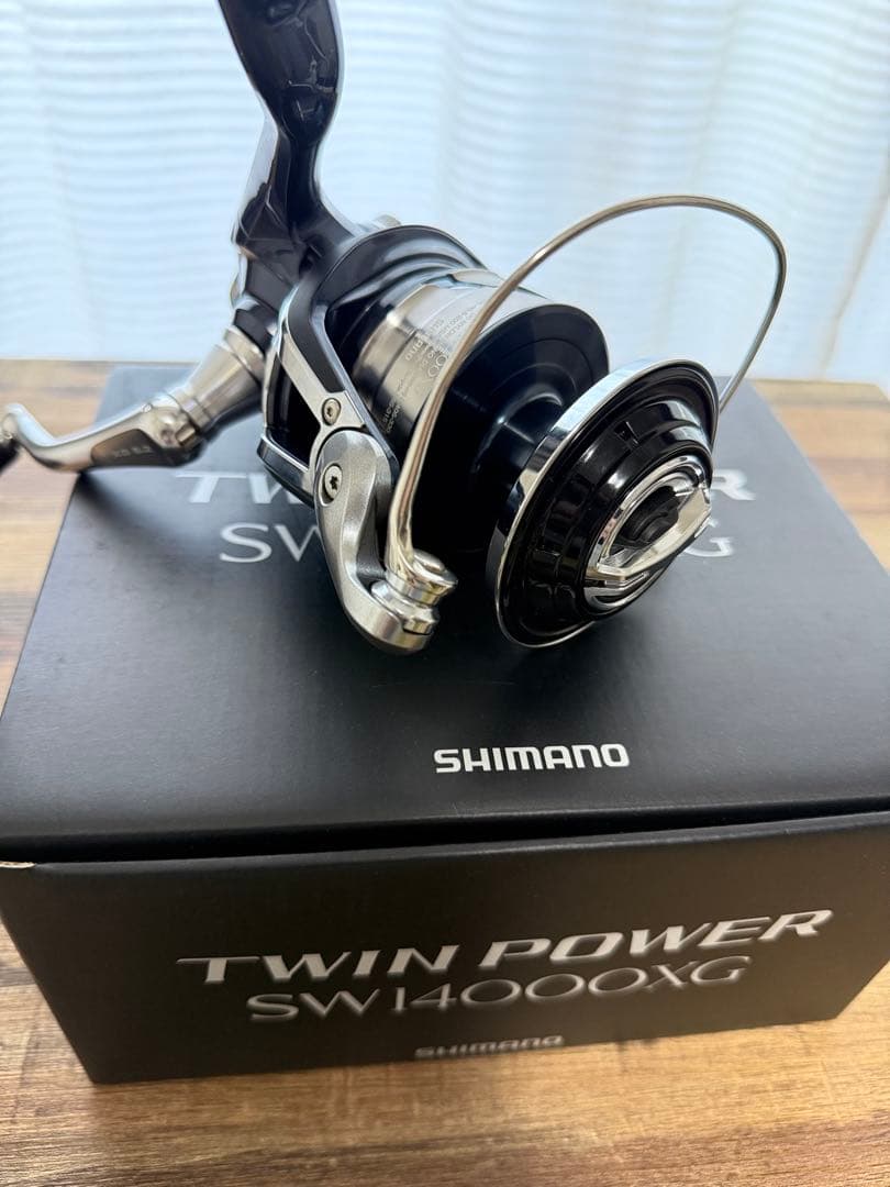 美品　シマノ　ツインパワーsw14000xg
