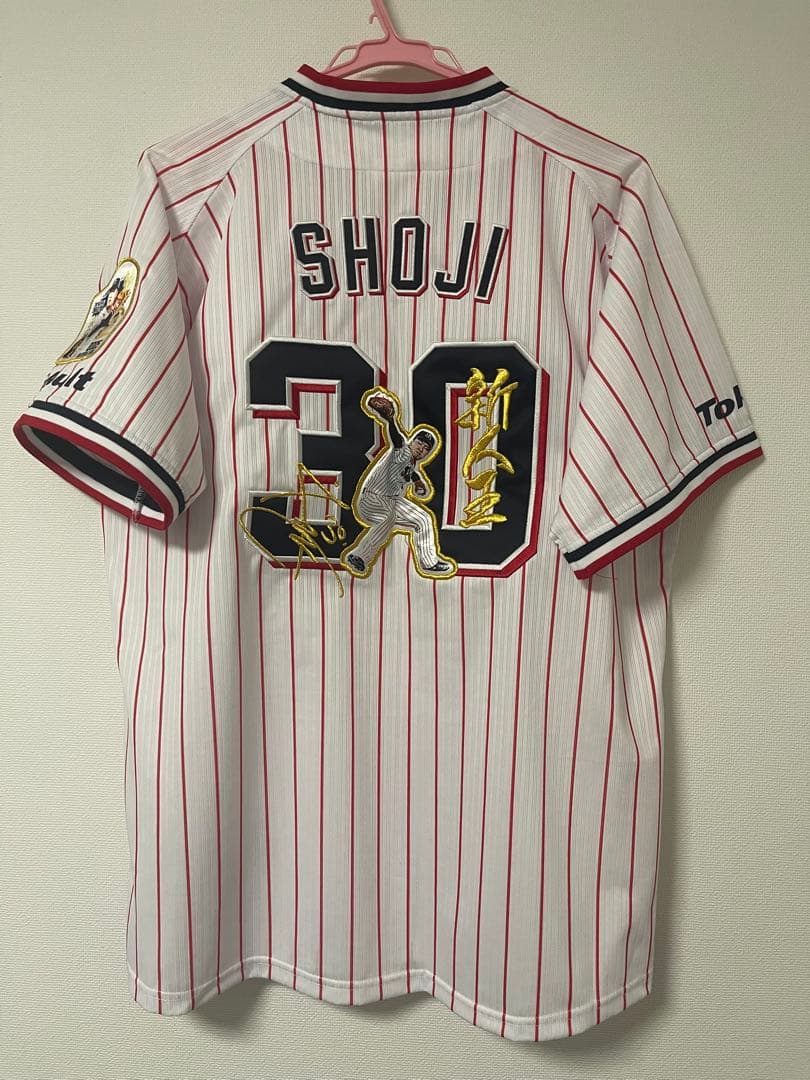 新人王　ヤクルトスワローズ　荘司　ユニフォーム　つば九郎