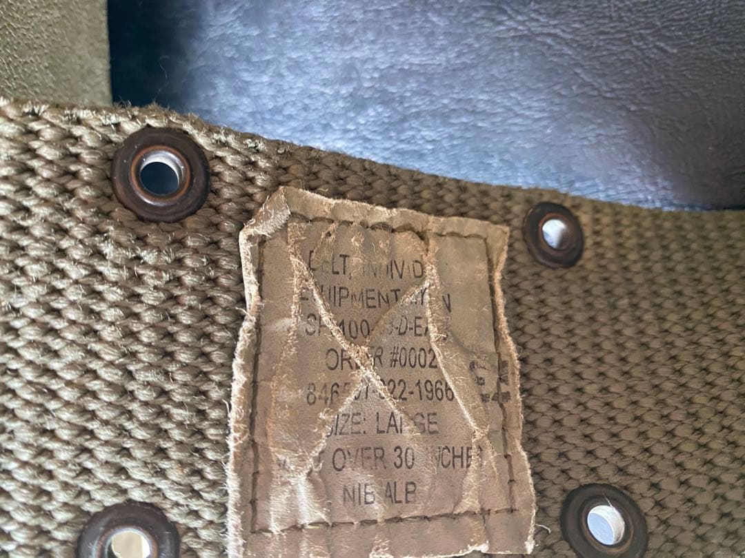 米軍実物 M1967装備ベルト + 製 E-Tool 折畳みスコップ