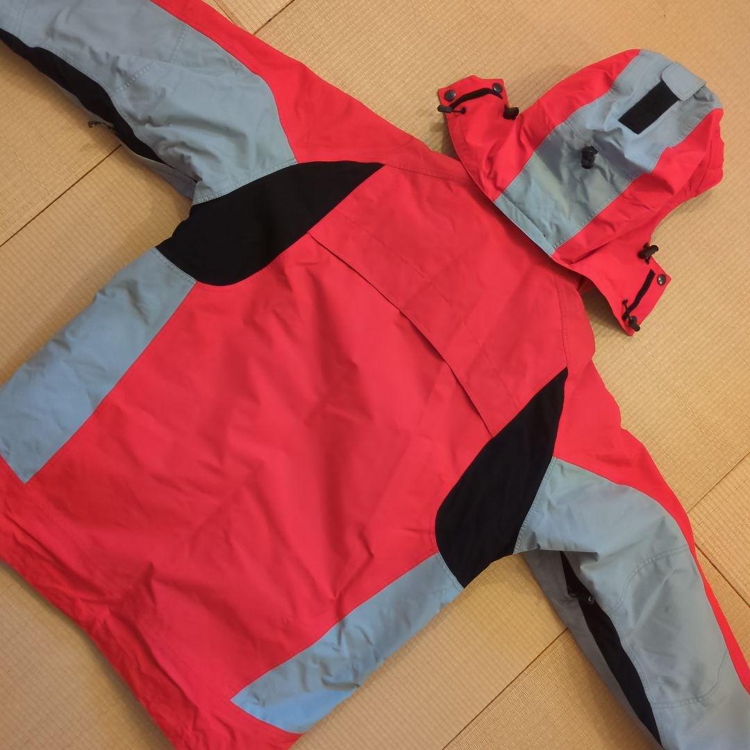 Peak Performance　スノージャケット　サイズL