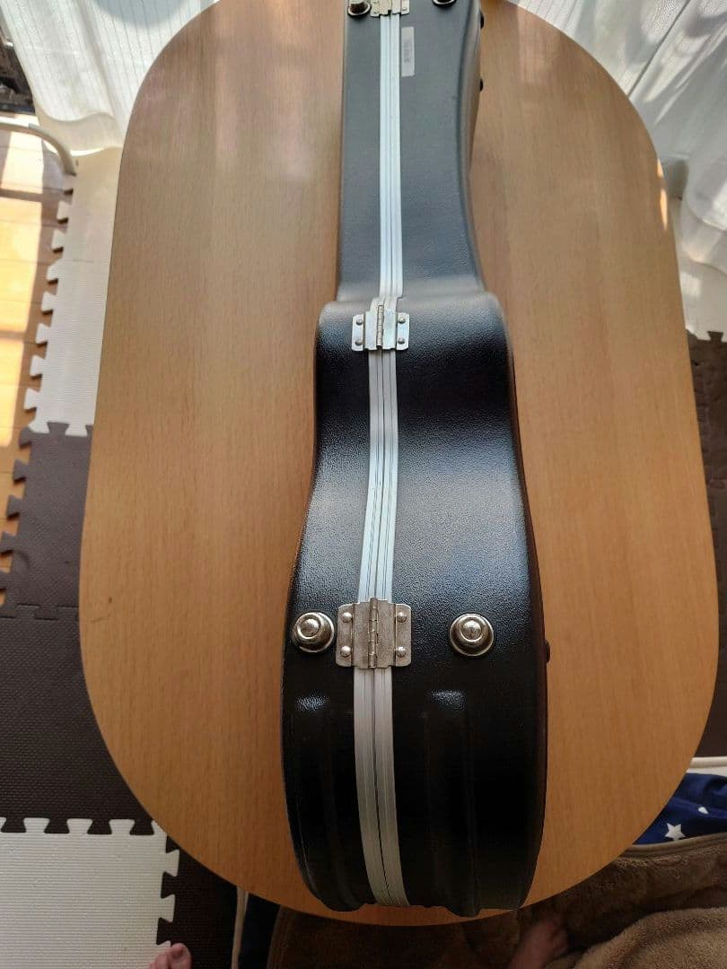 SKB-300 ミニギター・薄型アコギ用ハードケース【リトルマーチン等に】