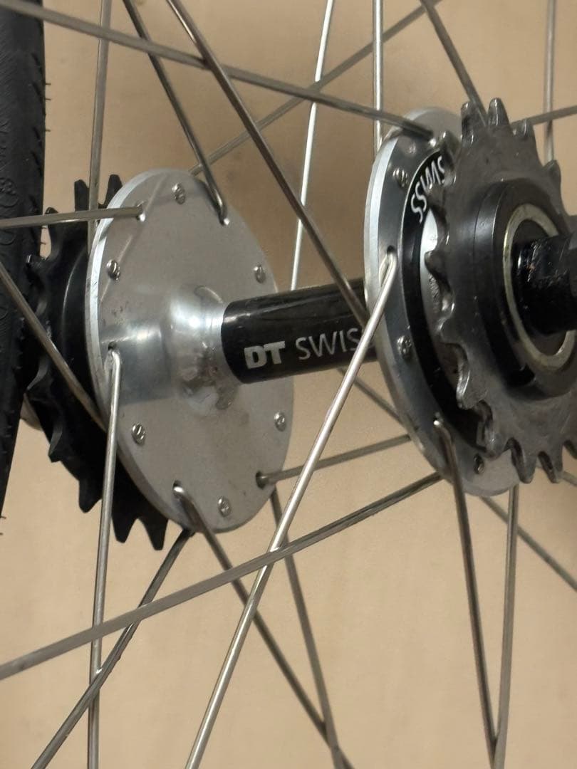 zipp 303 クリンチャー　ピストバイク　前後