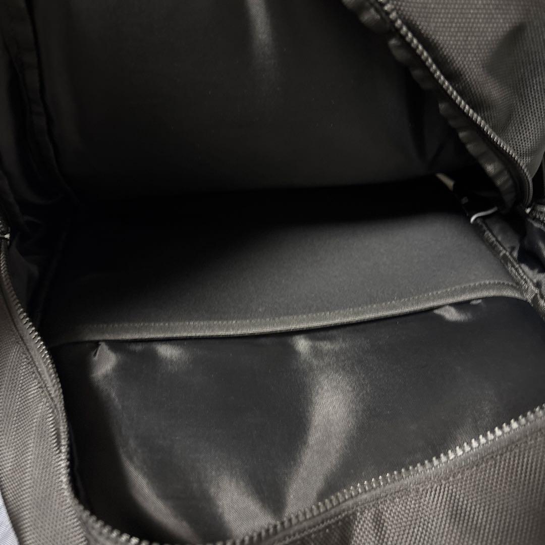 NEW ERA スケートボード アーバンパック 33L TPU ブラック