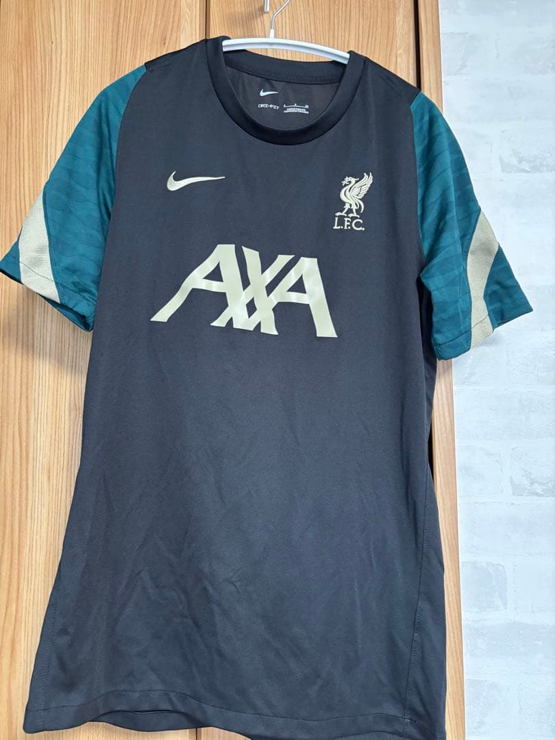 2022-23 Liverpool リヴァプール　トレーニングウェア
