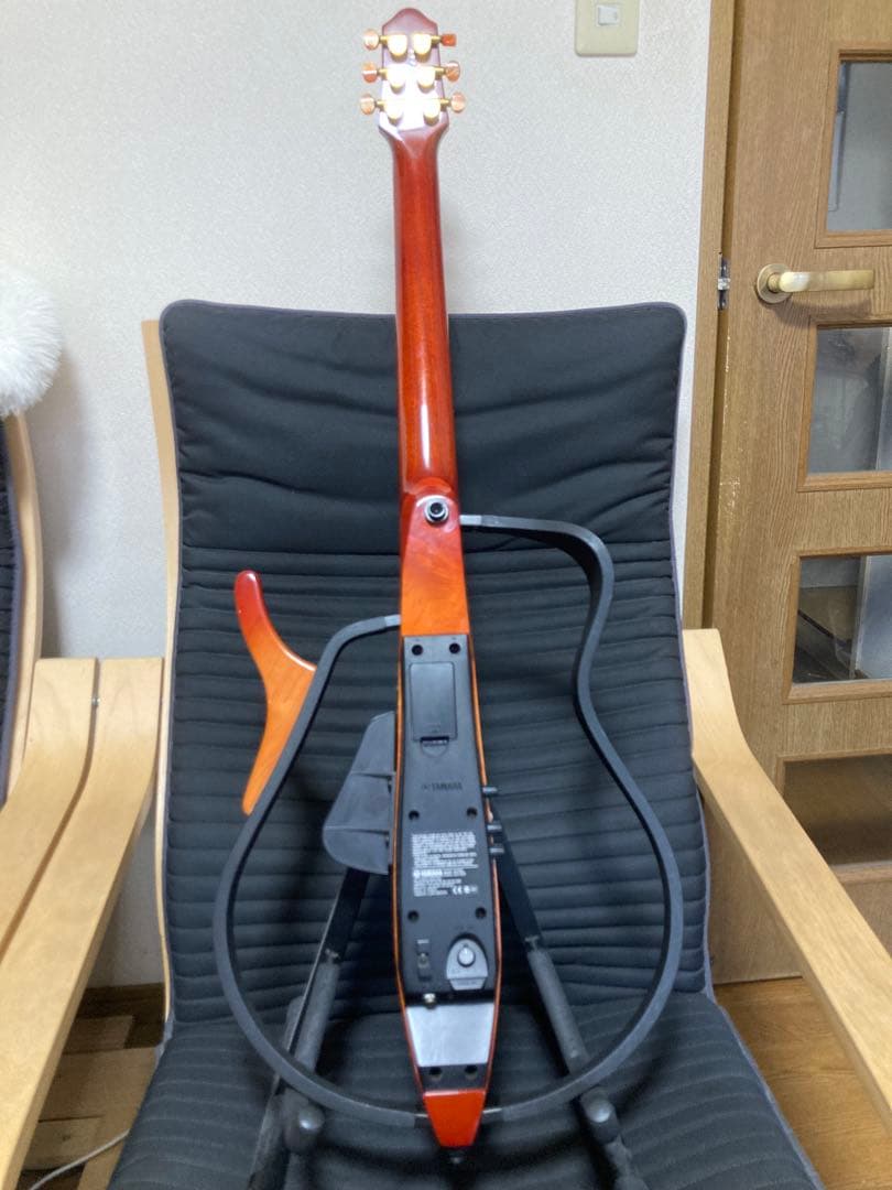 YAMAHA SLG-100S サイレントギター