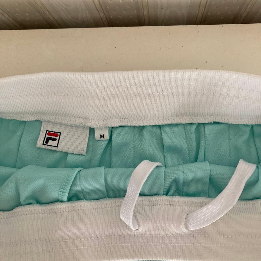 FILA 水色 プリーツスコートM2枚セット